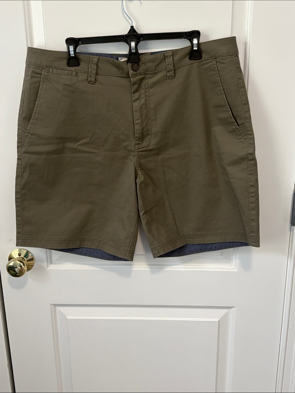 Classic Flat-Front Olive Men’s Chino Shorts